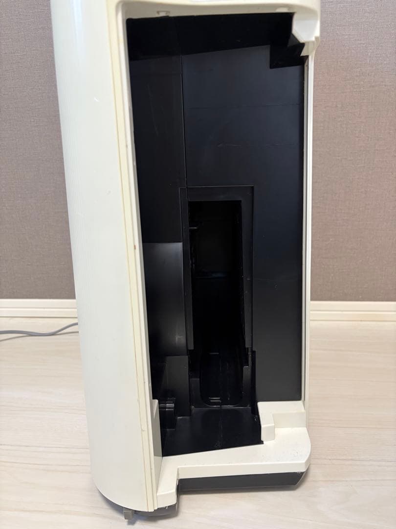 SHARP 加湿空気清浄機 プラズマクラスター KC-F70-W