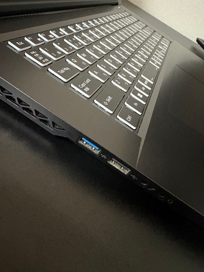 超高性能ノートPC 大画面17インチ パソコンケース付き mouse