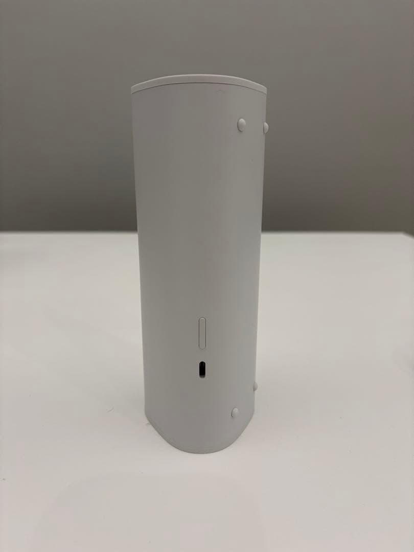 Sonos Roam ポータブルスピーカー ホワイト ワイヤレスチャージャー付き