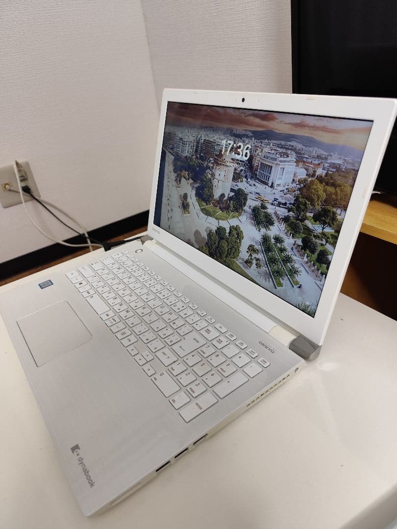dynabook 15.6インチ Intel Core i3−7100U