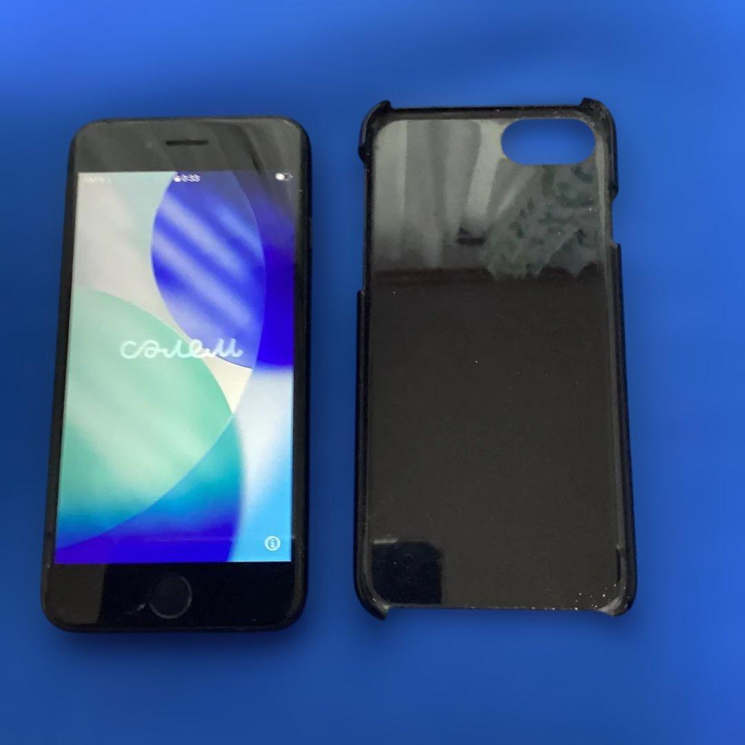 Apple iPhone se2ブラック 本体&本体カバー付き