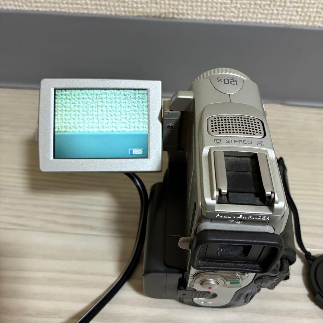 SONY　DCR-PC101
