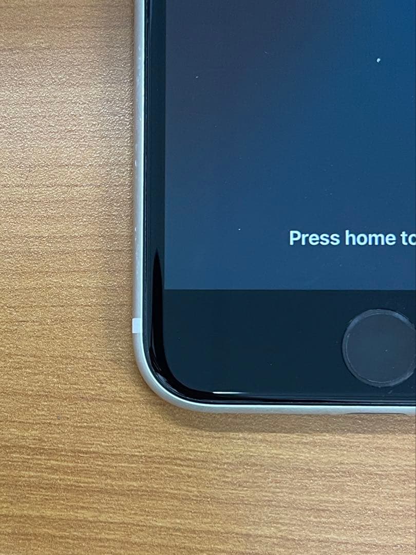 う*ー様 動作確認済み iPhone SE 第2世代 128GB ID L005