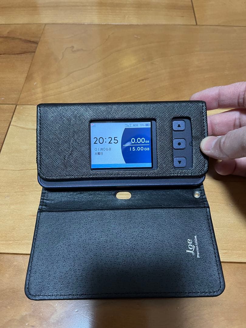 【専用ケース付】Speed Wi-Fi 5G X12 モバイルルーター