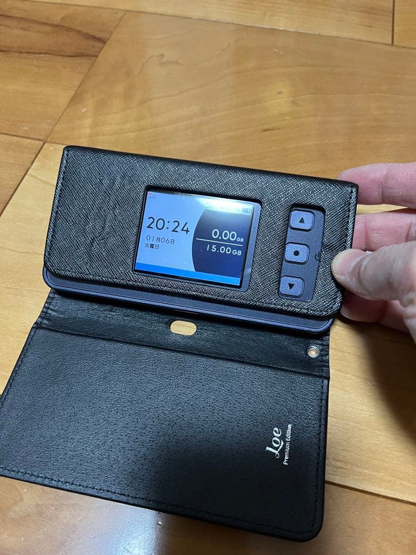 【専用ケース付】Speed Wi-Fi 5G X12 モバイルルーター