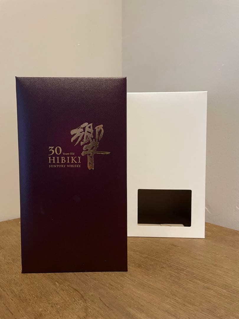 【新品箱付き】響30年 ウィスキー