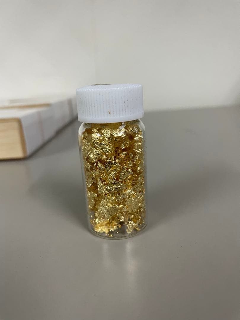 未開封 宝来 純金箔 K24 ガラス瓶入り 割箸竹 桐箱付き 食用 茶道具縁起物