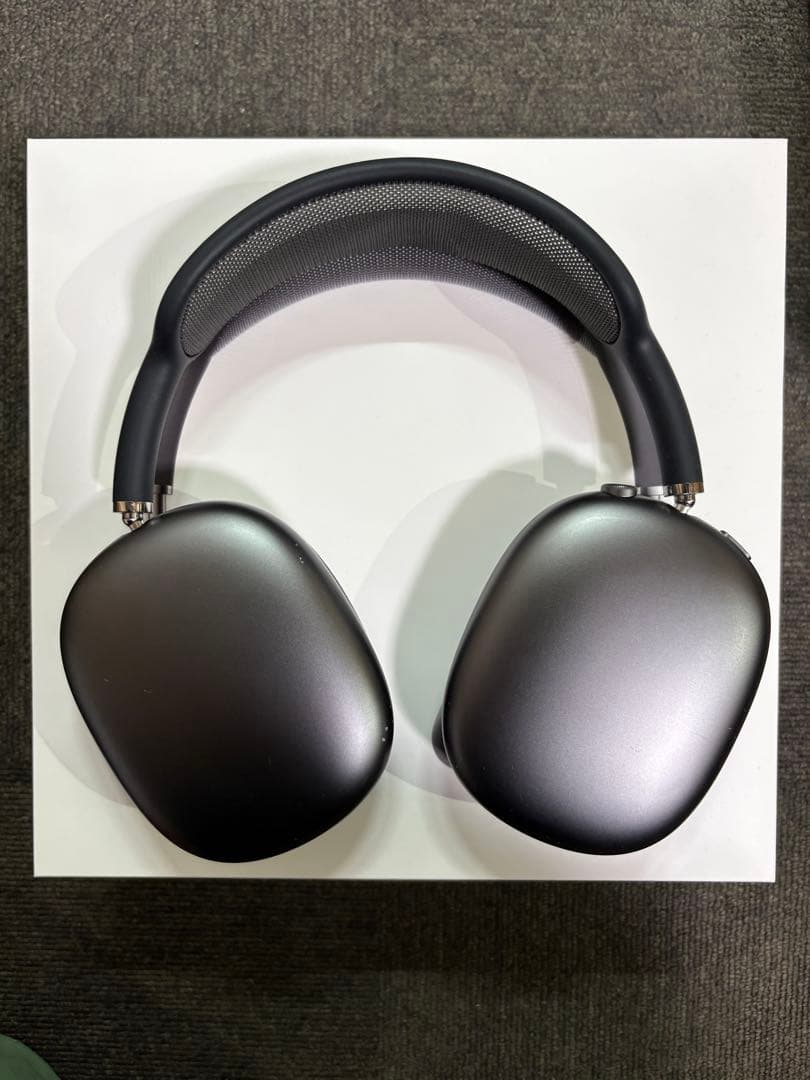AirPods MAXスペースグレーLightning端子（ジャンク）