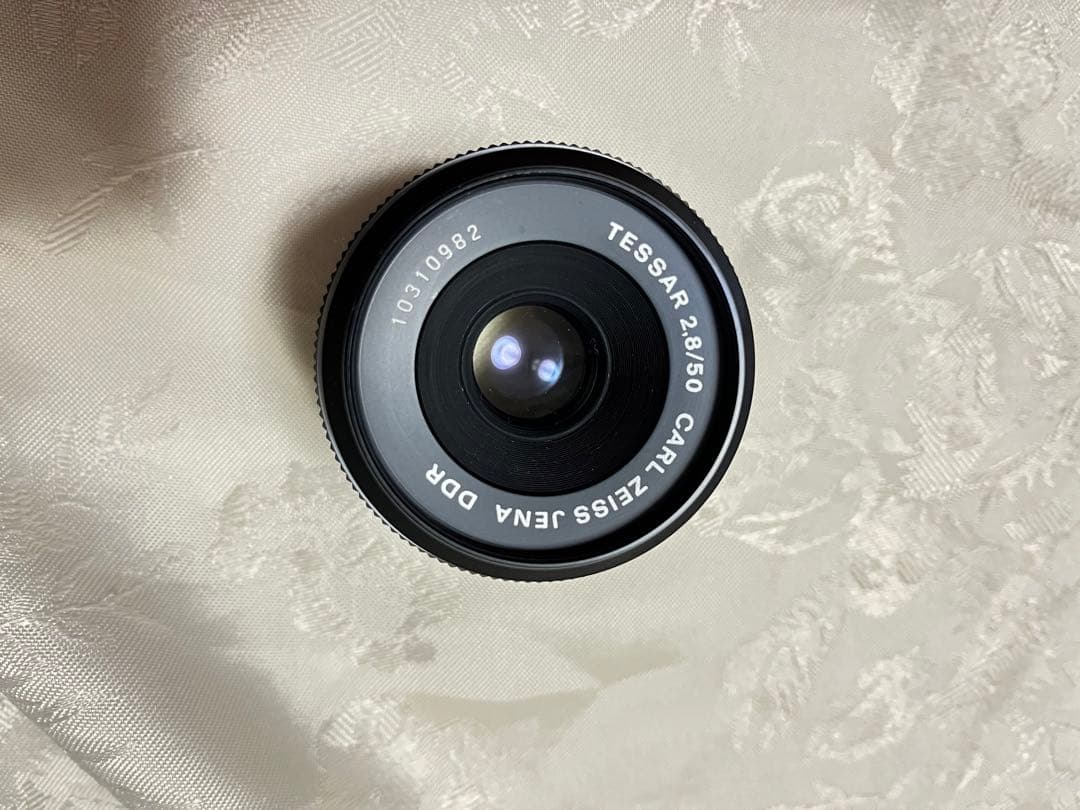 Pentacon F 旧東ドイツ製カメラ　Carl Zeiss f2.8/50