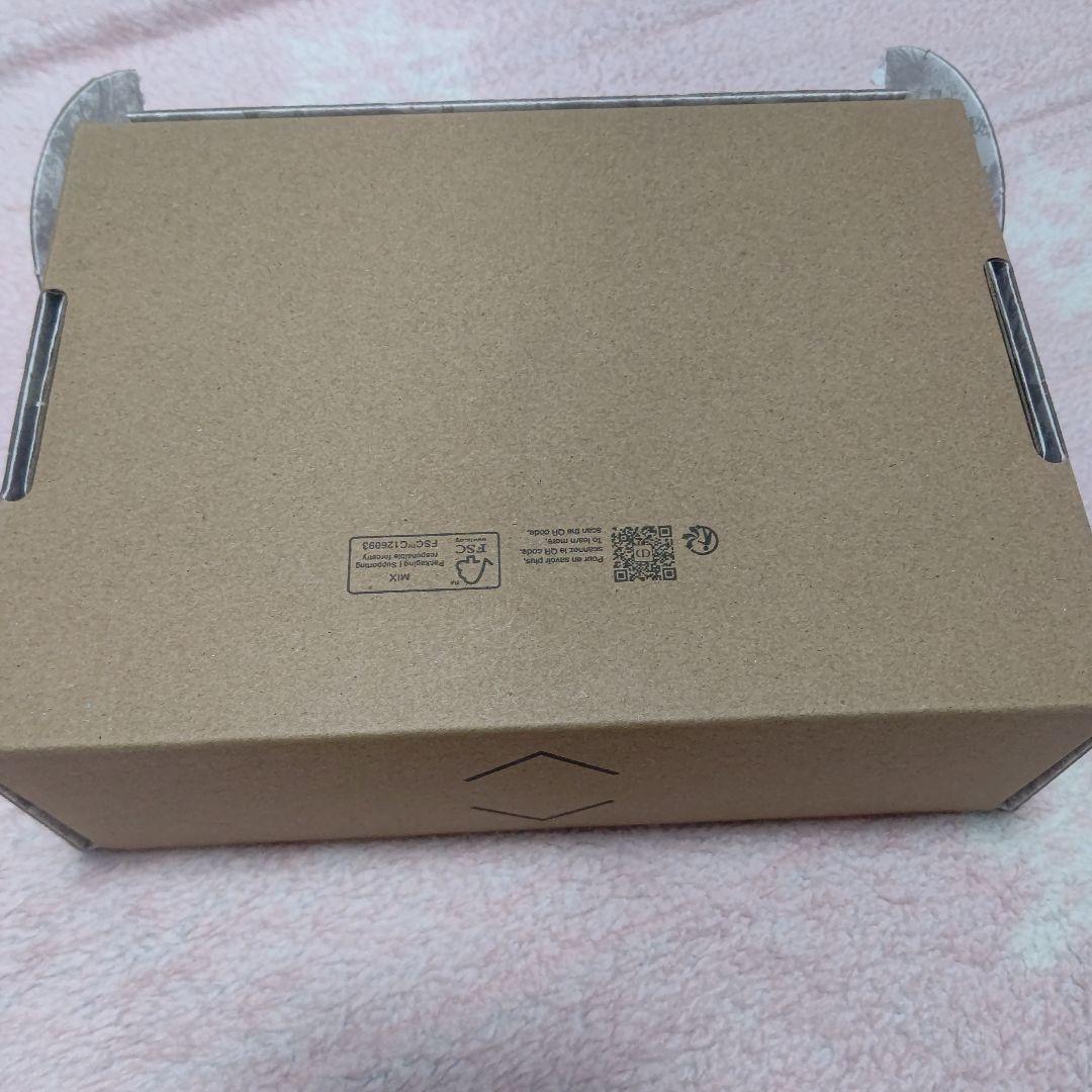 【匿名配送】Dior バックステージグロウマキシマイザーパレット　002