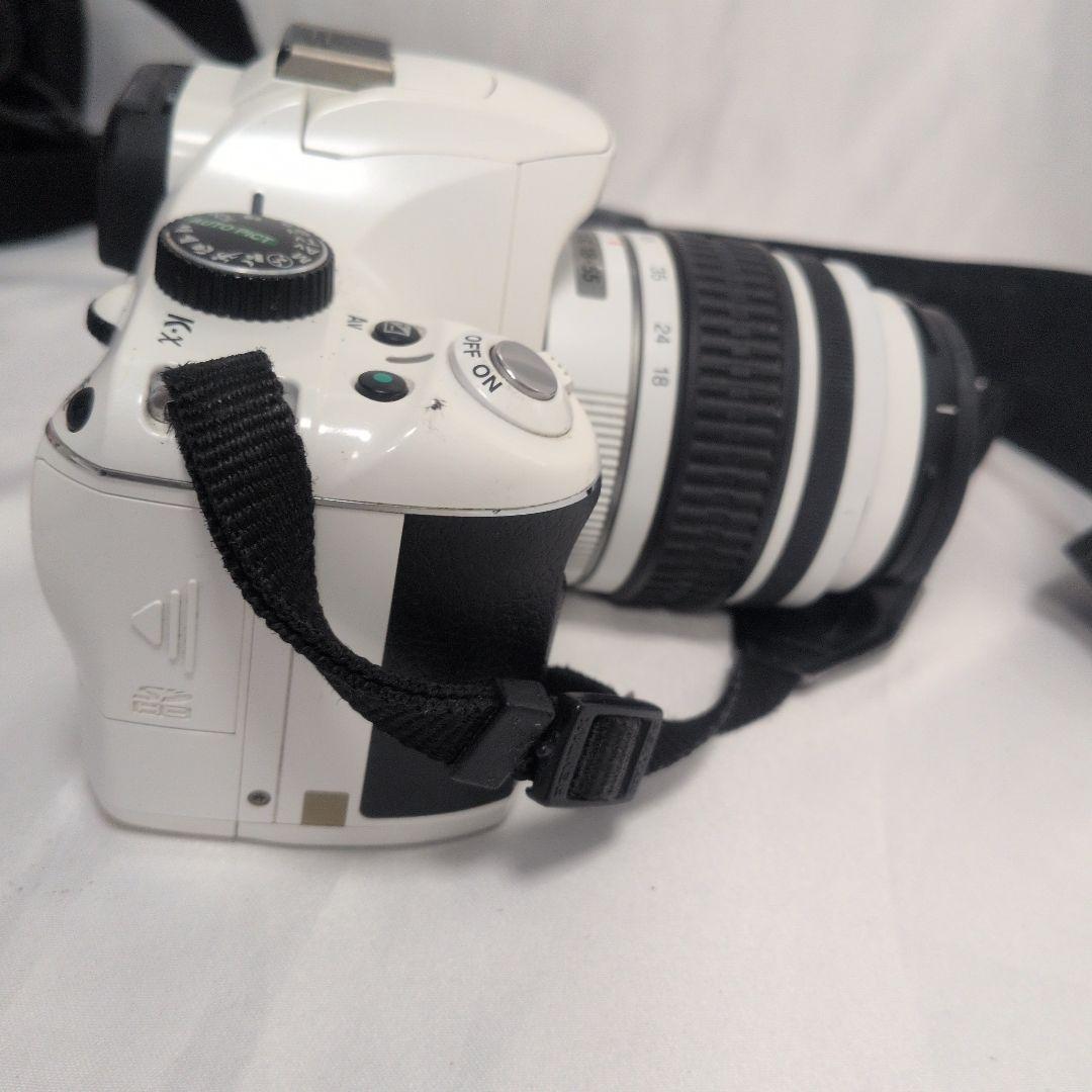 k*z様 PENTAX K-x ホワイト デジタル一眼レフカメラ カメラバッグつ
