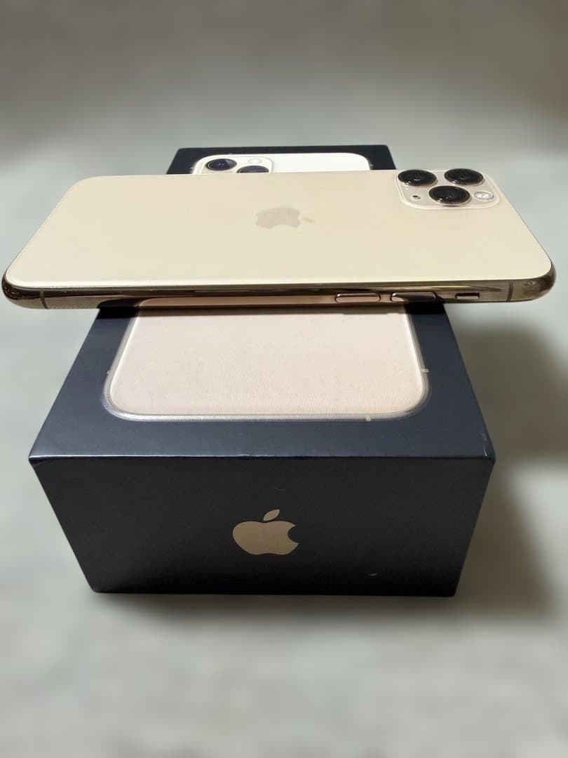 スマートフォン本体 iPhone11pro 256GB