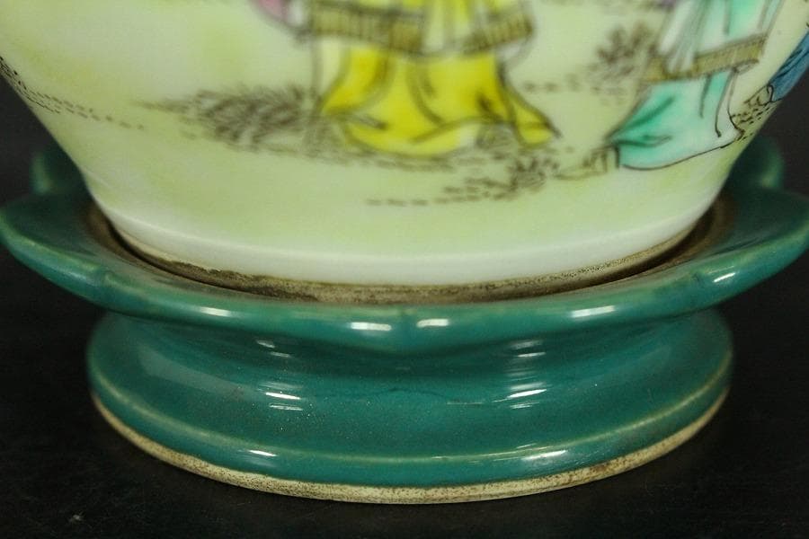 中国美術 粉彩色絵 宮廷人物紋 遊台 漆蓋碗 居仁堂製 希少(LC257)