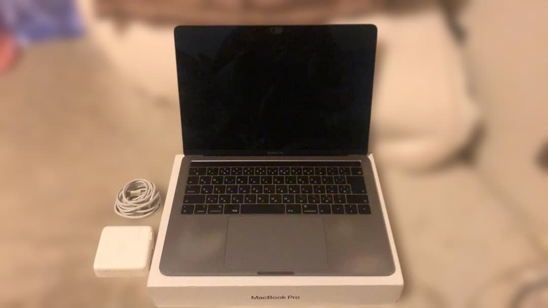 【美品】MacBook Pro 2019 128GB Touch Bar