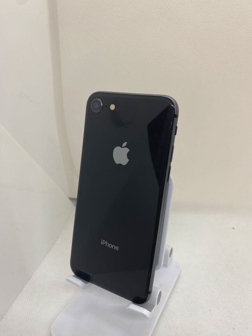 iPhone 8 64GB SIMフリー 47253
