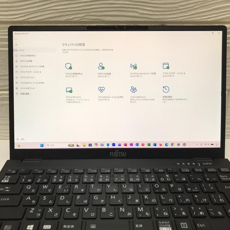 非常に綺麗部類》富士通 LIFEBOOK U9311/F／RAM16GB／FHD