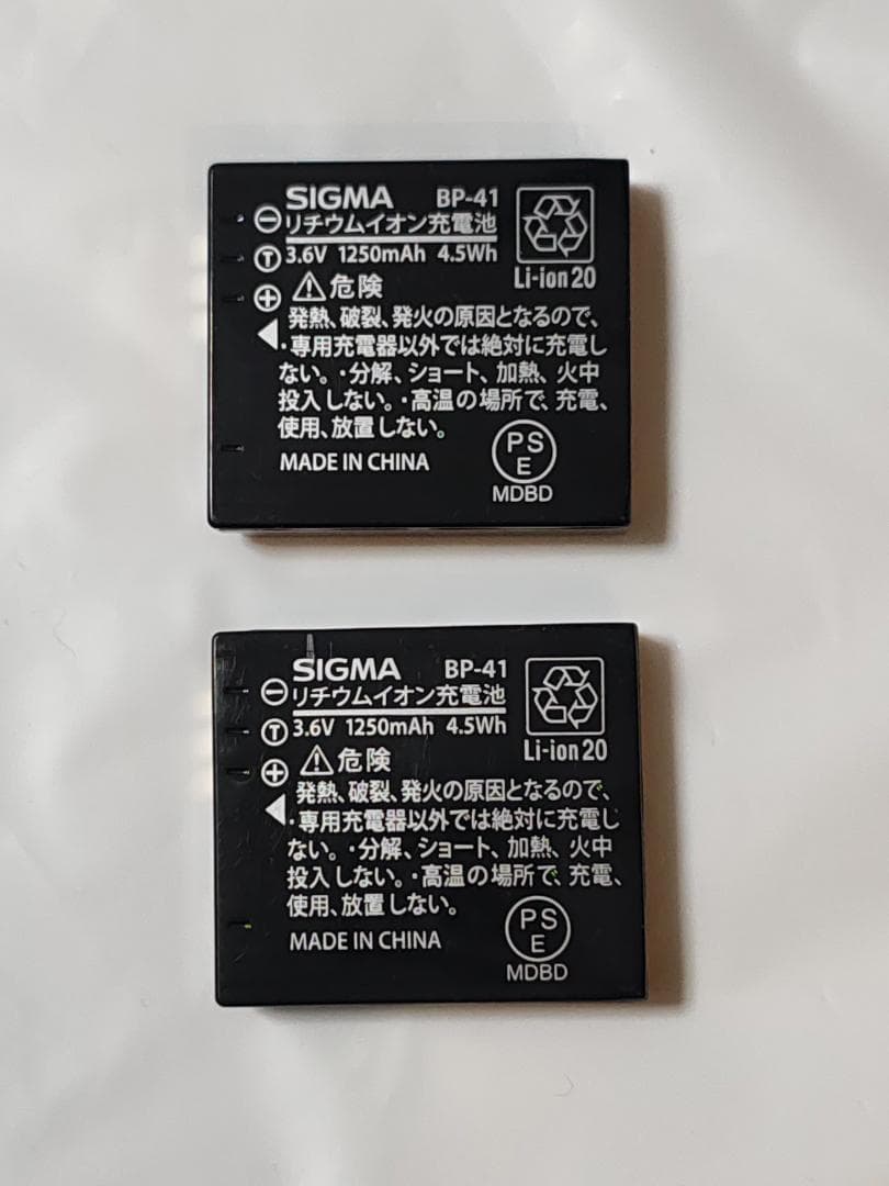 SIGMA DP3 Merrill 、純正フード、ボディースーツ 、フィルター等