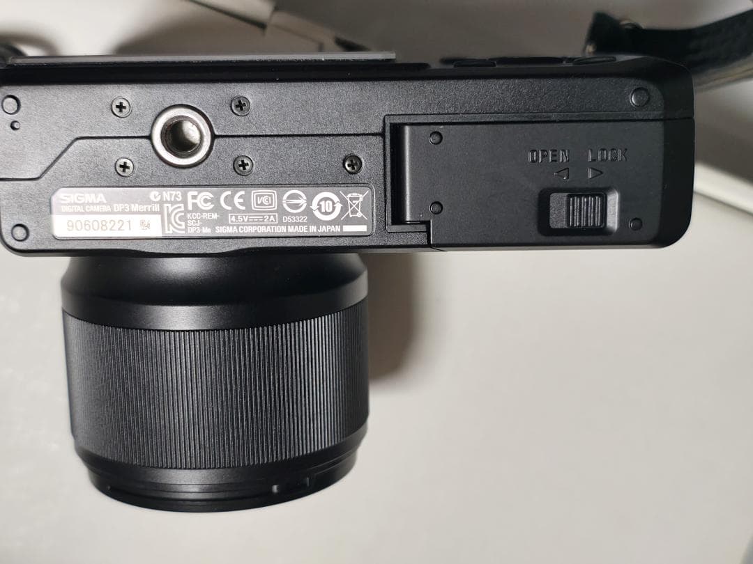SIGMA DP3 Merrill 、純正フード、ボディースーツ 、フィルター等