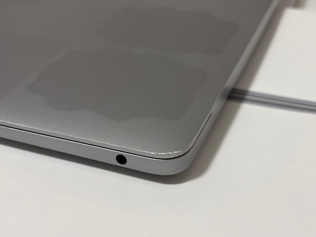 MacBook Air 13インチ　M1 256GB 8GB 2020