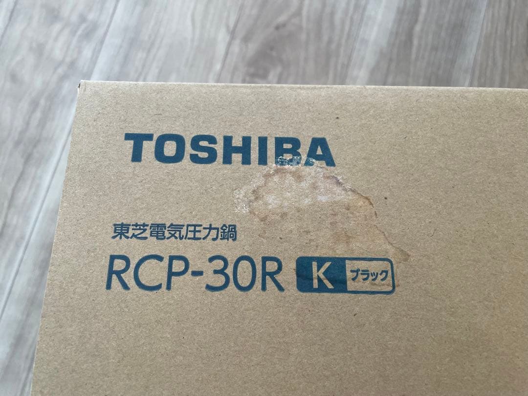 新品・未使用　TOSHIBA 電気圧力鍋 1.8L RCP-30R