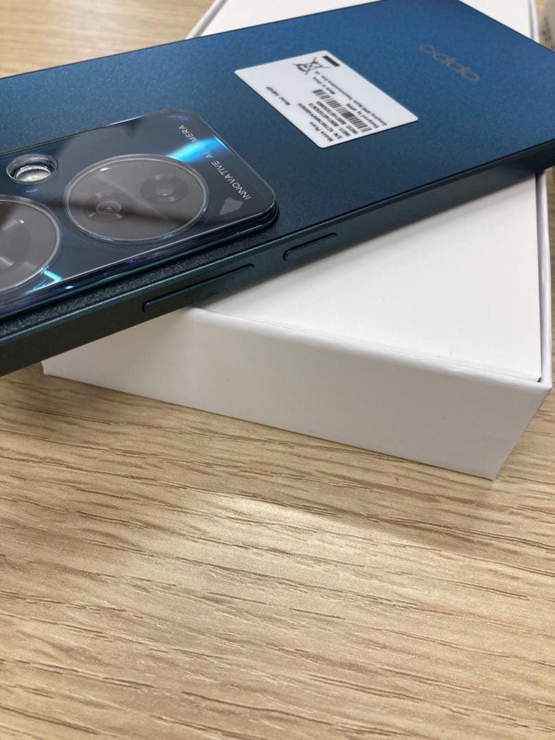 【美品】OPPO Reno11 A ダークグリーン 本体　動作確認済み　ケース付