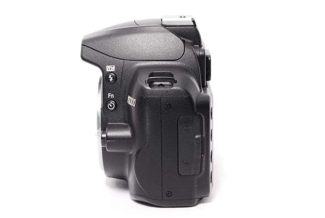 すぐ使える◆Nikon D3000◆一眼レフカメラ◆スマホ転送◆手ぶれ補正レンズ
