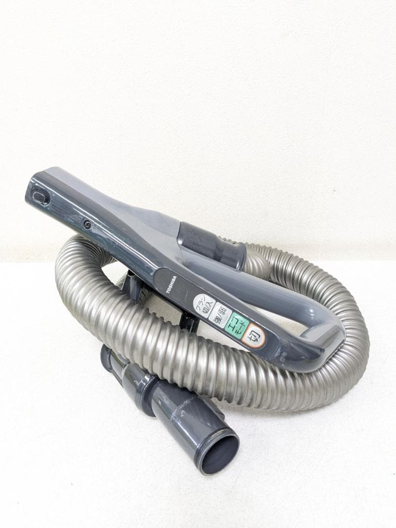 東芝 VC-C11-R サイクロン式掃除機 2013年製 ヘッド無し
