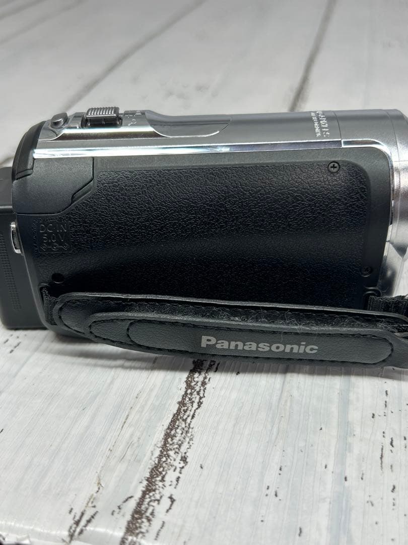 送料込み⭐︎Panasonic【HDC-TM50 ビデオカメラ 2010年製】