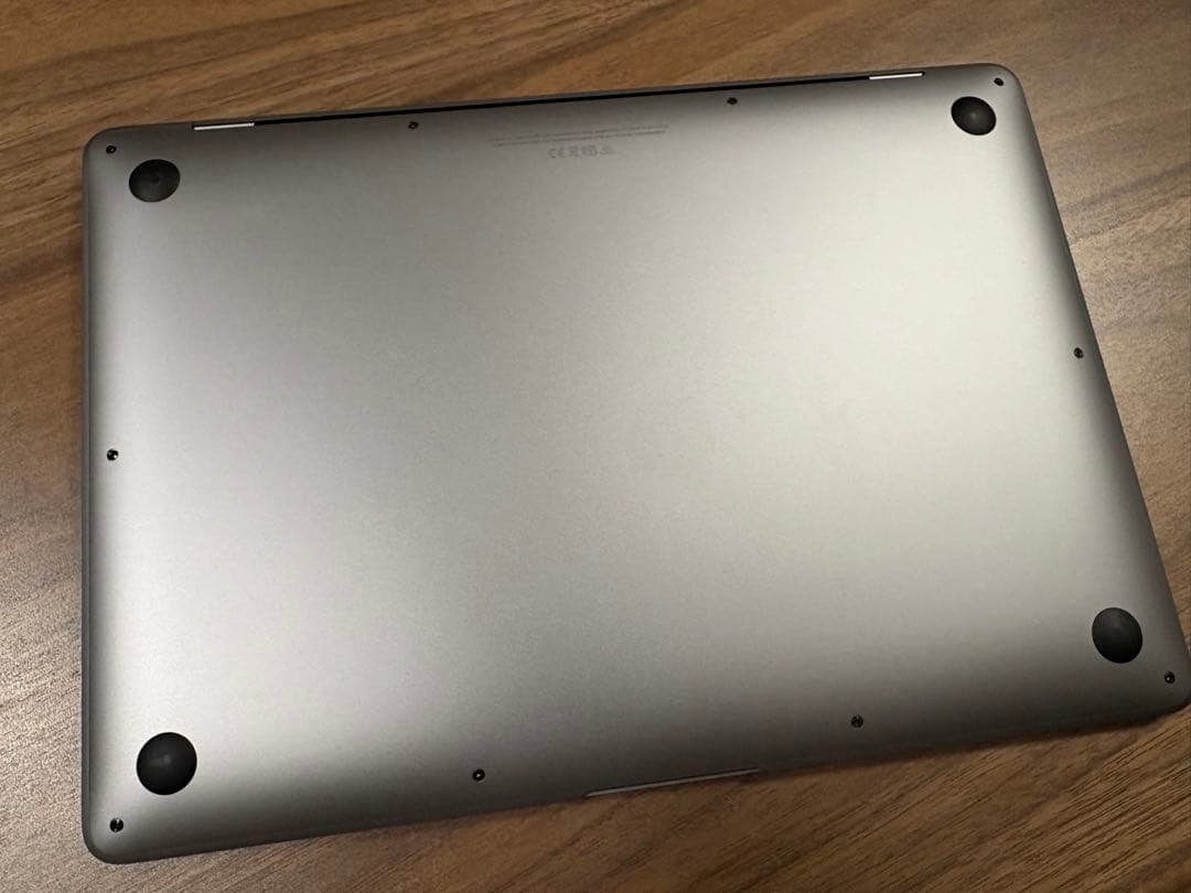 Macbook Air Retina 2020 Core i5 13インチ