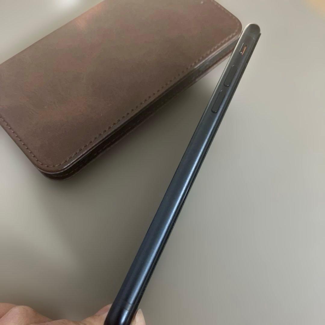 iPhoneSE第3世代　128GBミッドナイト　SIMフリー