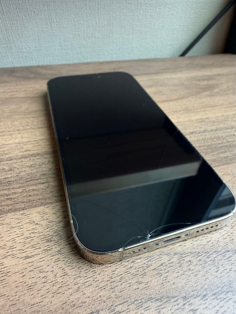 スマートフォン本体 iPhone14pro 256gb