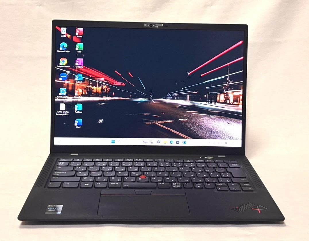 美品 レノボ ThinkPad X1 Carbon Gen9 i5 11世代