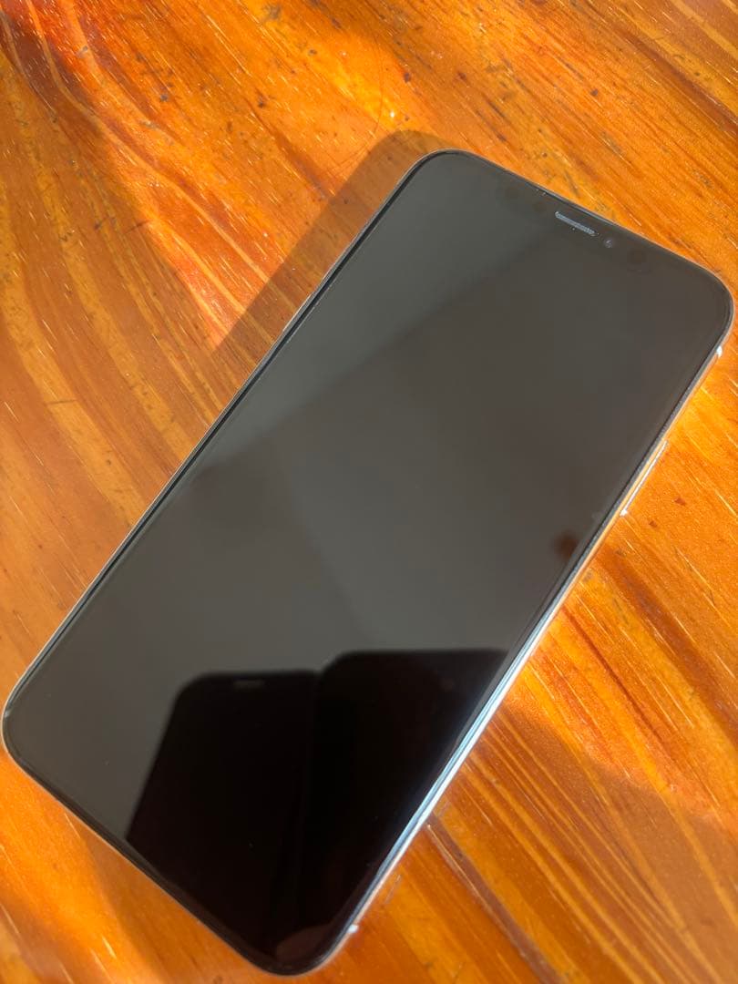 iPhone X 64GB シルバー　SIMフリー 本体のみ