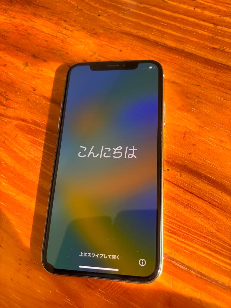 iPhone X 64GB シルバー　SIMフリー 本体のみ