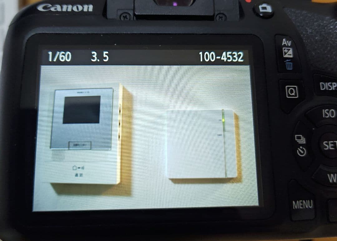 Canon EOS Kiss X80 デジタル一眼レフ　ジャンク品