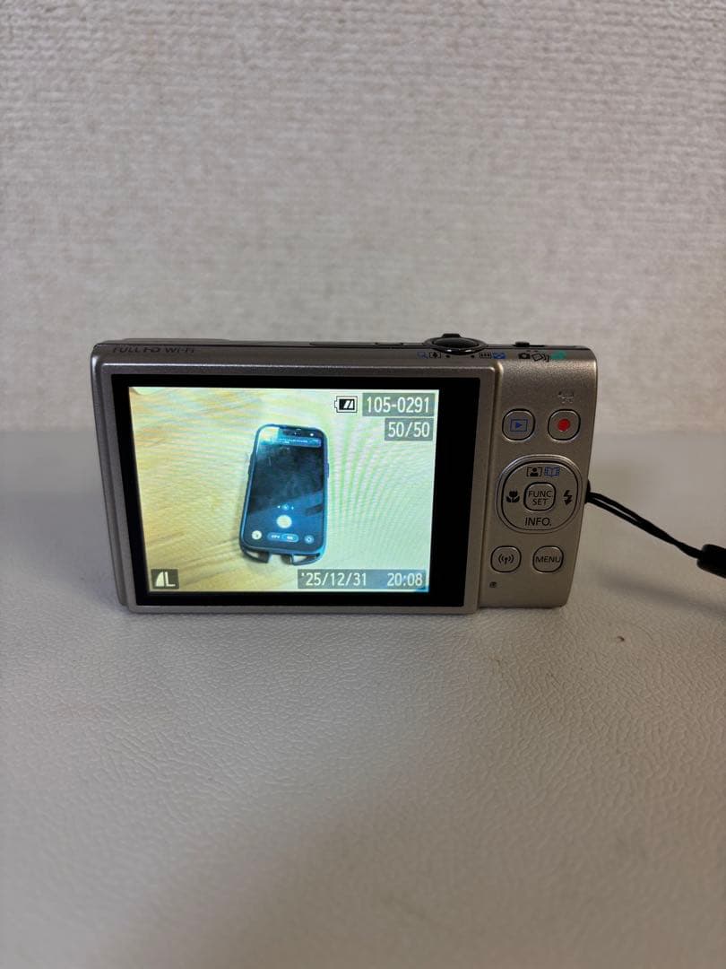 Canon IXY 650 シルバー デジタルカメラ 本体