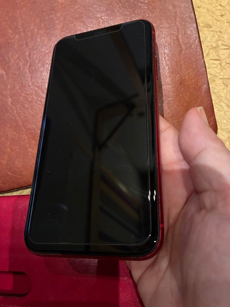 Apple iPhone 11 64GB レッドSIMロックなし