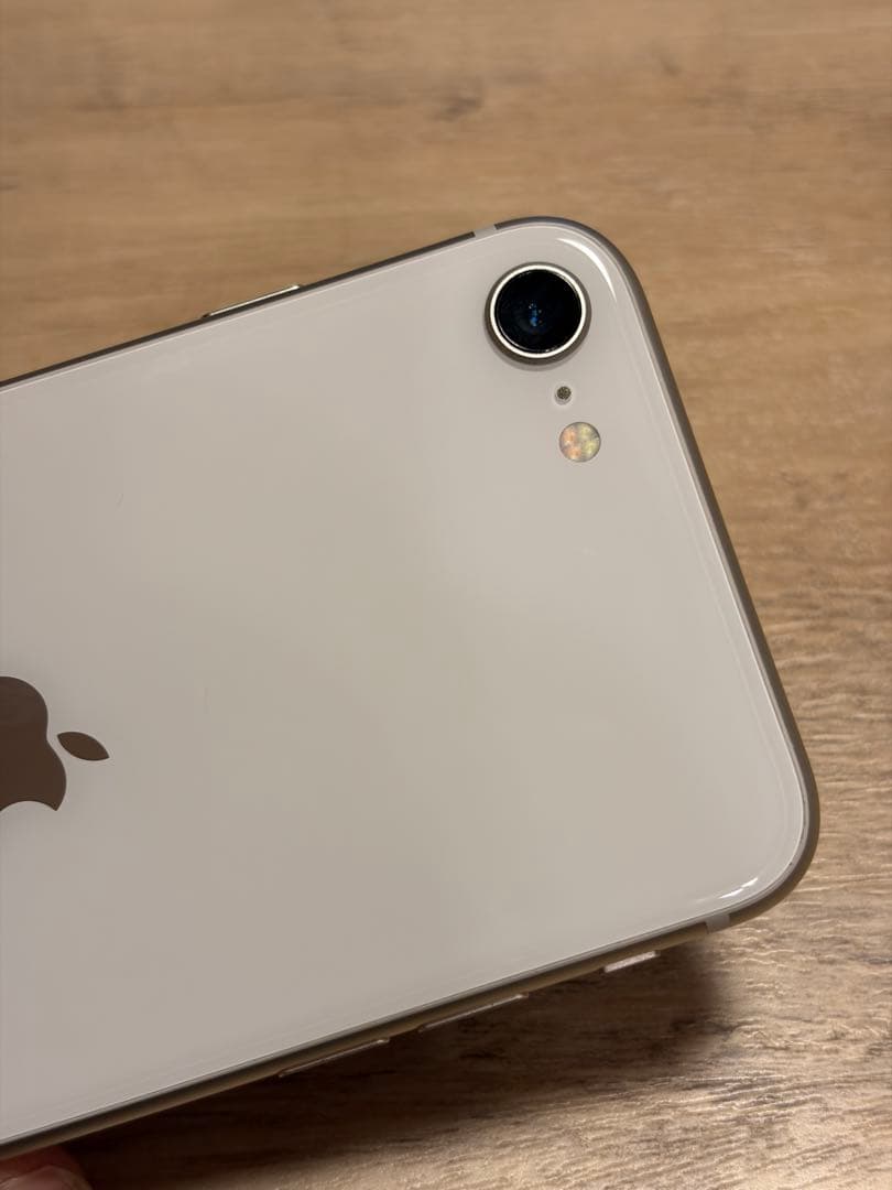 美品 SIMフリー iPhone SE 3世代 64G 本体のみ 白