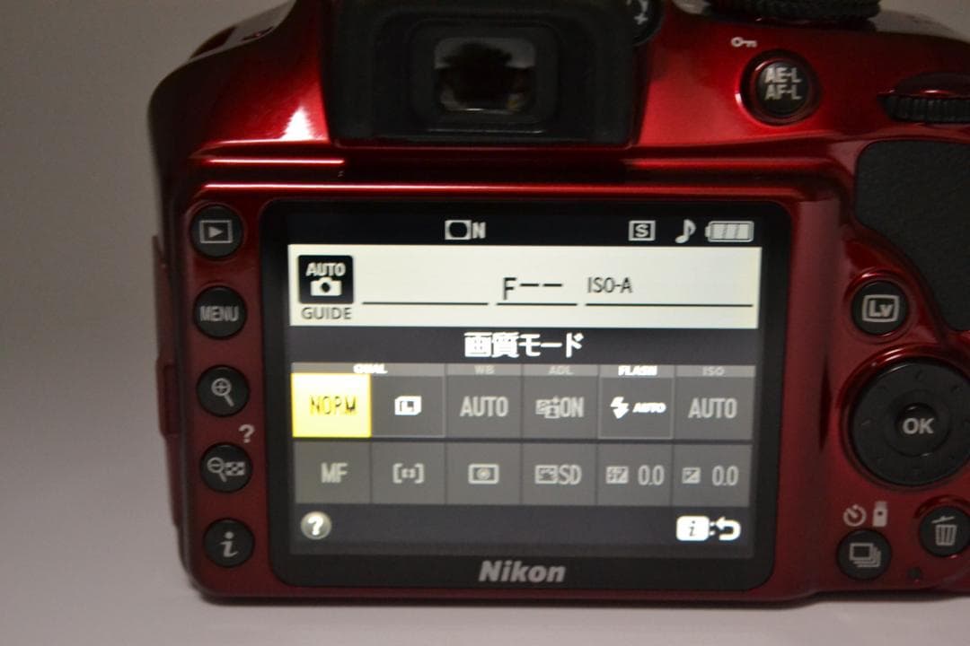 ■ ほぼ新品 S数極少 ■ ニコン　Nikon D3400 RED レンズキット