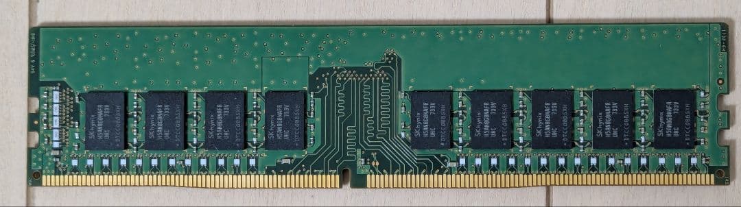 16GB DDR4 PC4-2400T メモリ