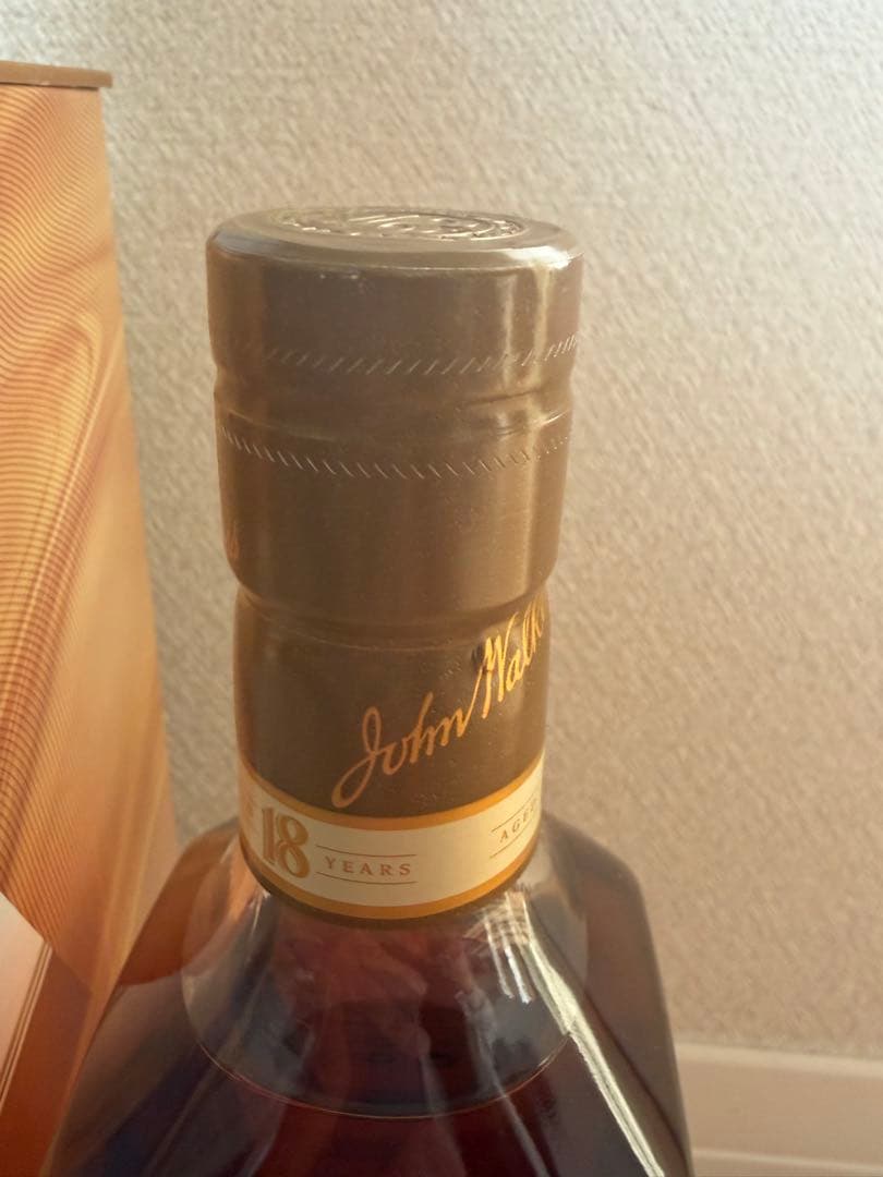 【未開栓】Johnny Walker 18年アルティメット