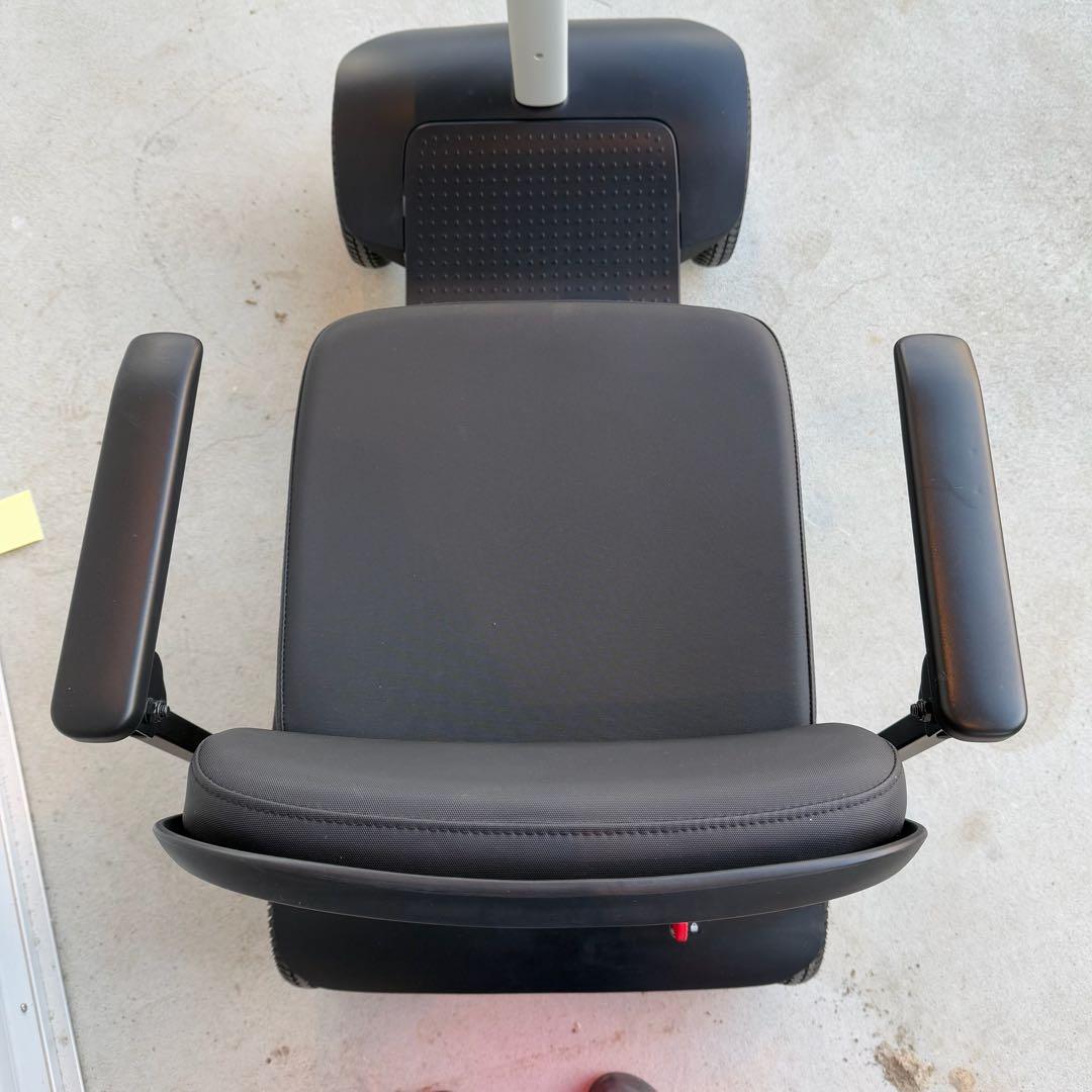 ● 美品 ウィル WHILL Model S シニアカー ホワイト