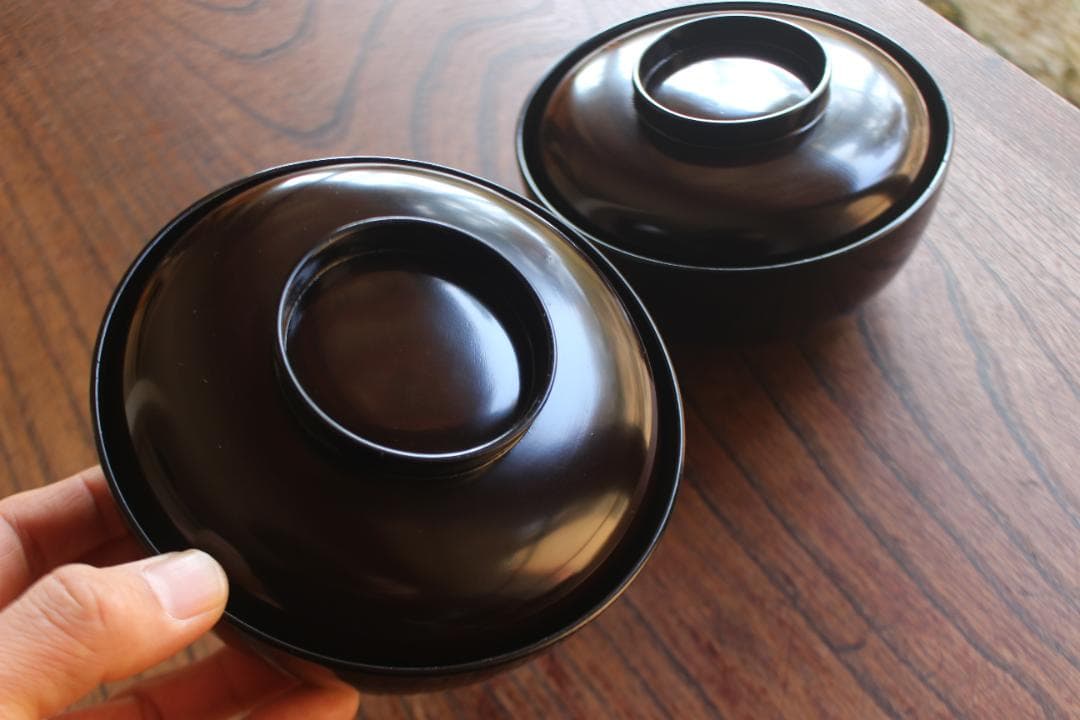 デッドストック！時代黒漆に極上木芙蓉蒔絵の映えるお椀2点（検輪島塗煮物椀懐石椀