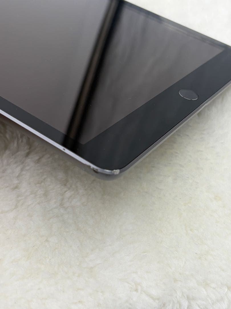 iPad(第9世代)Wi-Fi 64GB スペースグレイ　箱付属品付き