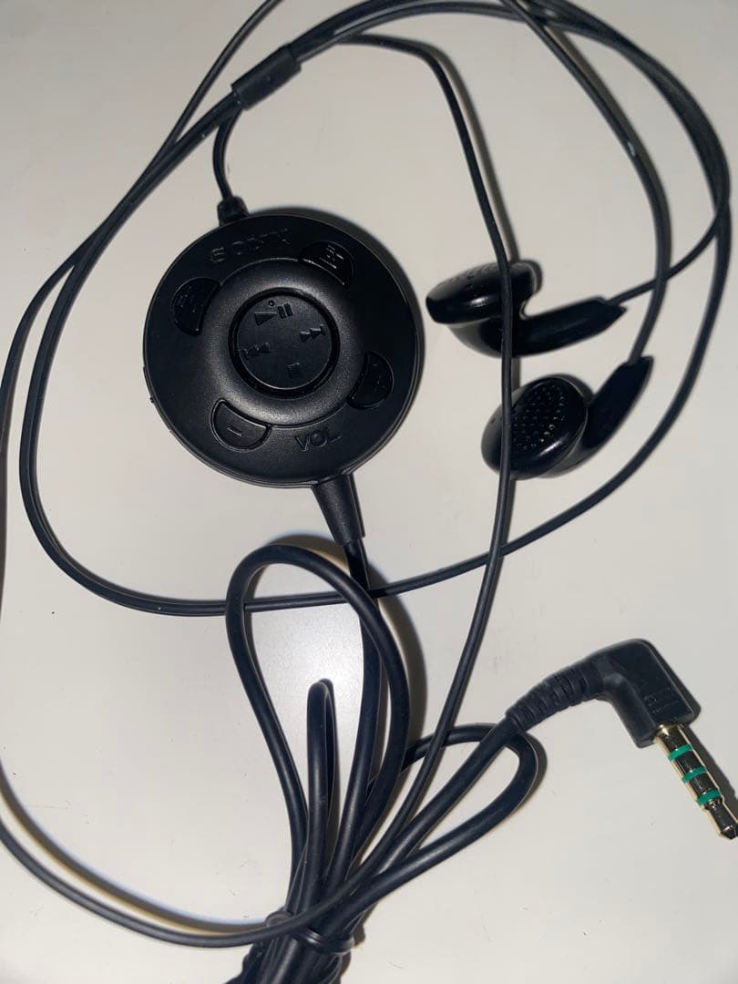 SONY CDウォークマン　D-NE241