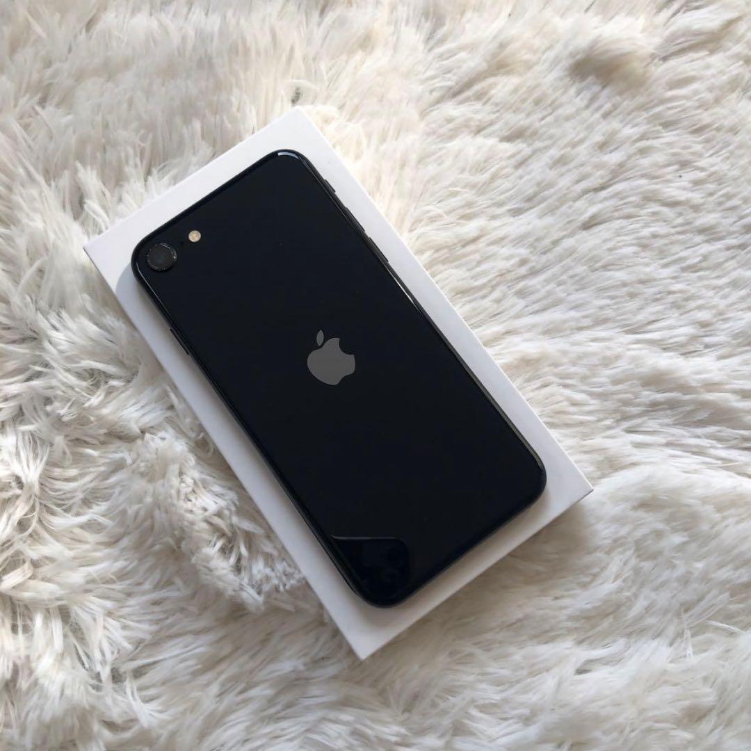 【美品】iPhone SE3 64GB SIMフリー 【即発送】 【付属品】
