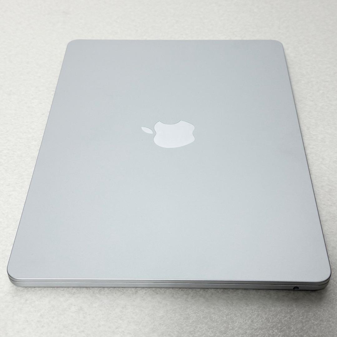 MacBook本体 Apple MacBook Air M2 MLXY3J/A 8GB 256GB