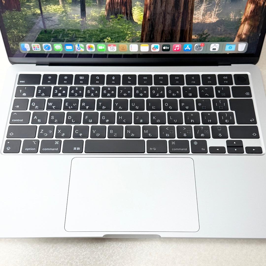 MacBook本体 Apple MacBook Air M2 MLXY3J/A 8GB 256GB