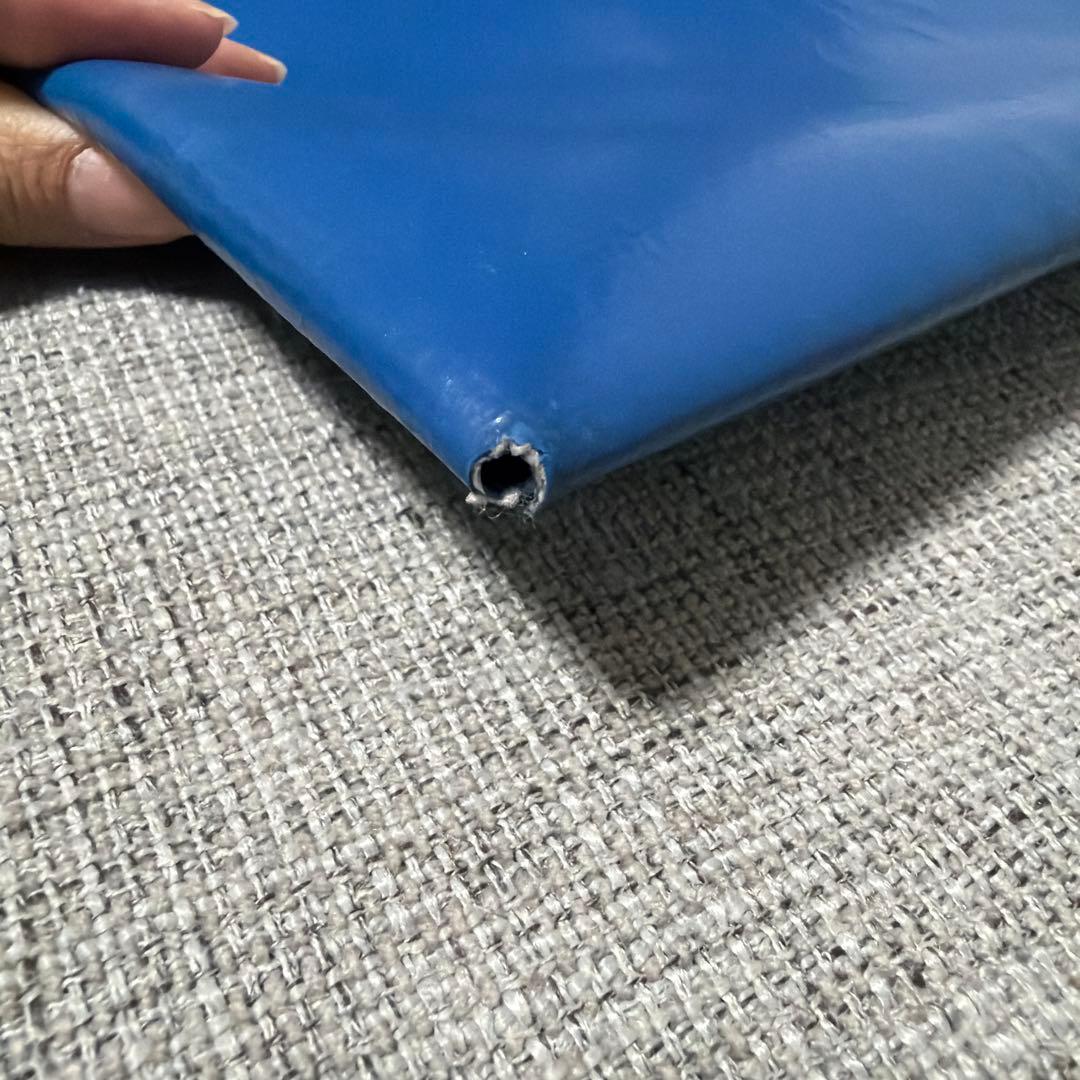 フライターグ　青　ノートPCスリーブ