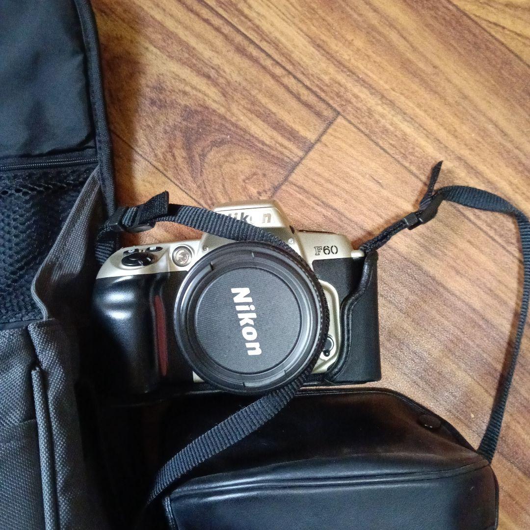 Nikon F60 フィルム一眼レフカメラ